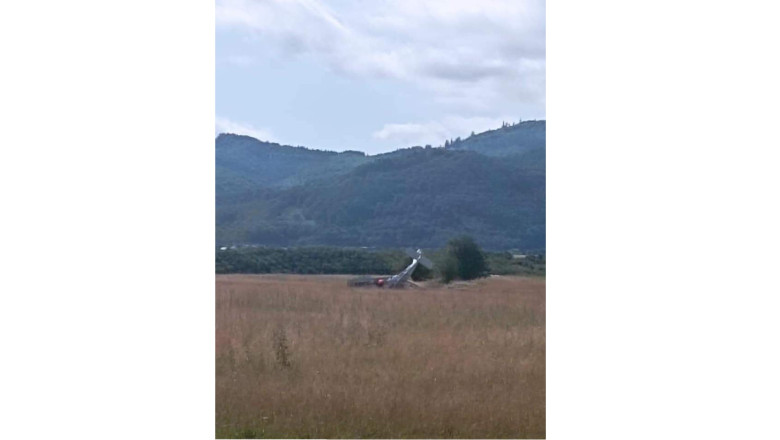 Un avion s-a prabusit in judetul Brasov. Pilotul a murit Imagine