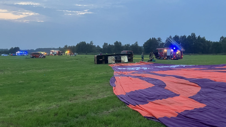 Un balon cu aer cald ce transporta 34 de persoane s-a prabusit in Olanda. O persoana a murit, alte cinci au ajuns la spital Imagine