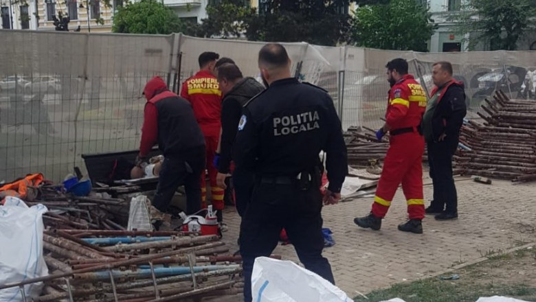 Un barbat a cazut de pe o schela, in timp ce lucra la Biserica Evanghelica din municipiul Bistrita Imagine