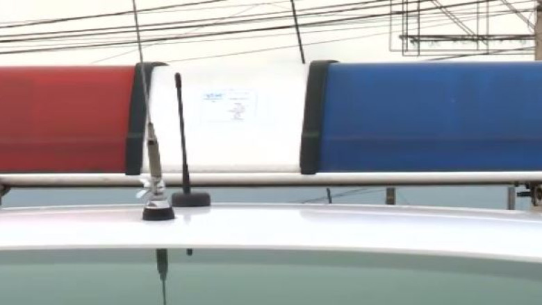 Un barbat a furat un excavator si apoi l-a vandut la fier vechi. Politistii l-au retinut pentru inselaciune Imagine