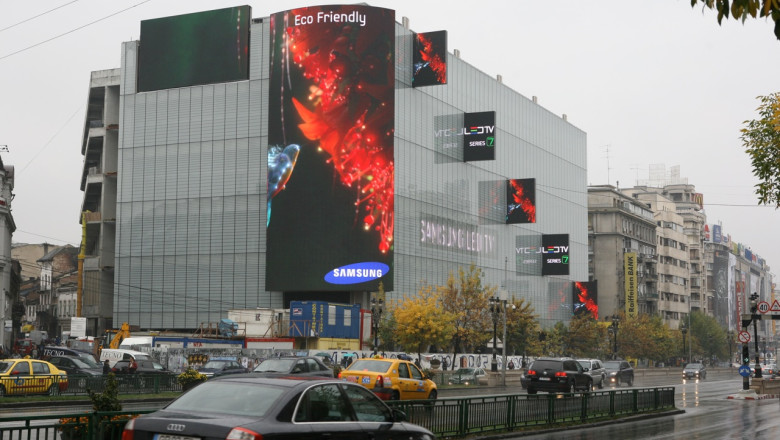 Un barbat a murit dupa ce a cazut de la etajul patru al magazinului Cocor Imagine