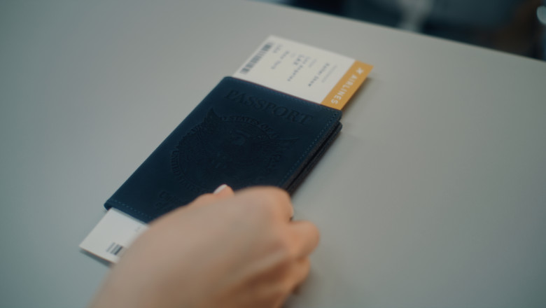 Un barbat a zburat gratis de peste 30 de ori dupa ce s-a dat drept insotitor de bord Imagine