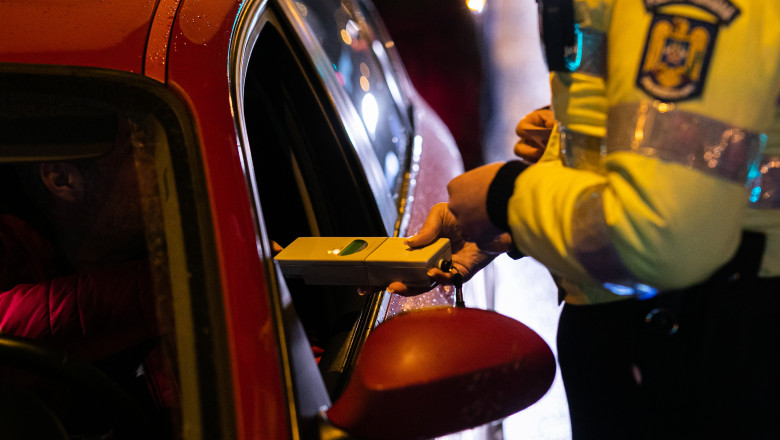 Un barbat conducea prin Bucuresti cu alcoolemie de 6 ori mai mare ca limita legala. 86 de soferi, prinsi beti sau drogati in 48 de ore Imagine