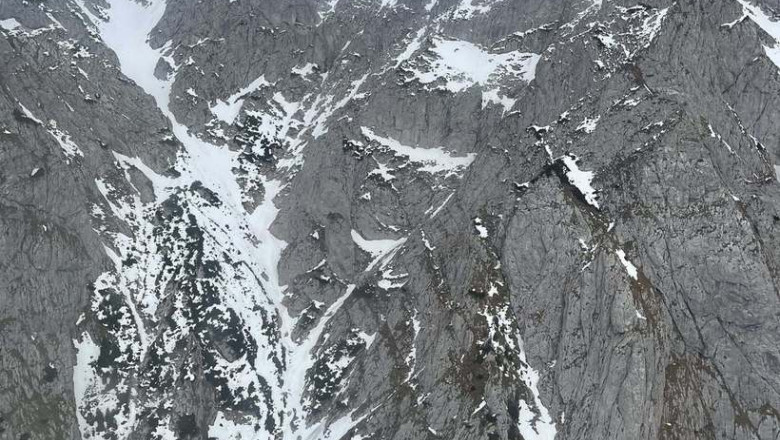 Un barbat de 47 de ani a murit in Piatra Craiului: a cazut sute de metri in gol. Al cincilea caz in ultimele zece zile Imagine