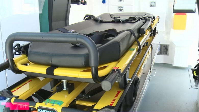 Un barbat de 86 de ani a murit in fata Spitalului din Ploiesti. Desi l-a vazut cazand, paznicul spitalului nu a alertat medicii Imagine