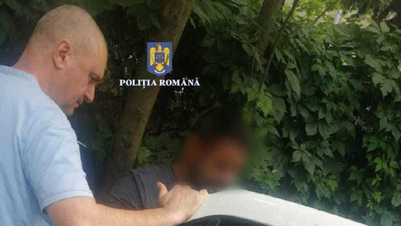 Un barbat din Giurgiu si-a dat foc la casa si apoi a batut trei vecini Imagine