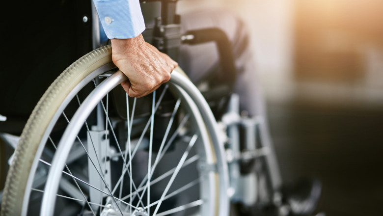 Un barbat din Satu Mare, ramas invalid dupa un accident rutier, a primit despagubiri de 500.000 de euro de la soferul care l-a lovit Imagine