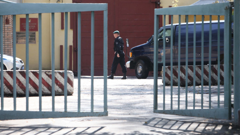 Un barbat s-a aruncat in aer la granita ruso-ucraineana, in timpul unui control de identitate Imagine