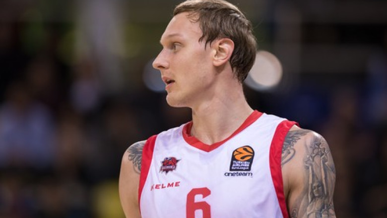 Un baschetbalist leton, in varsta de 32 de ani, a fost gasit mort in fata unei cladiri din Moscova Imagine