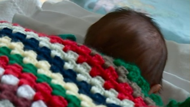 Un bebelus a murit la o zi de la externare. Copilul a fost tratat la Craiova pentru o afectiune pulmonara Imagine