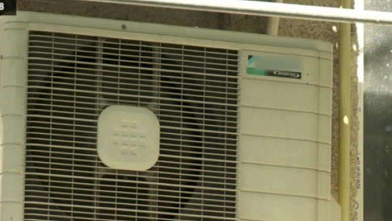 Un bloc din Capitala a ramas fara aparatele de aer conditionat din cauza reabilitarii Imagine