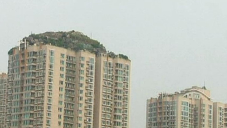 Un chinez si-a construit o casa din bolovani pe un bloc Imagine