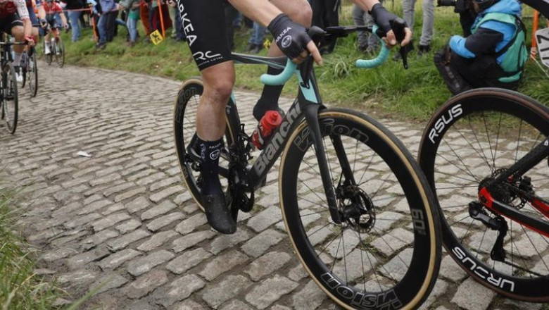Un ciclist, in coma indusa dupa o cazatura in timpul Turului Poloniei: Am fost usurat sa vad ca respira Imagine