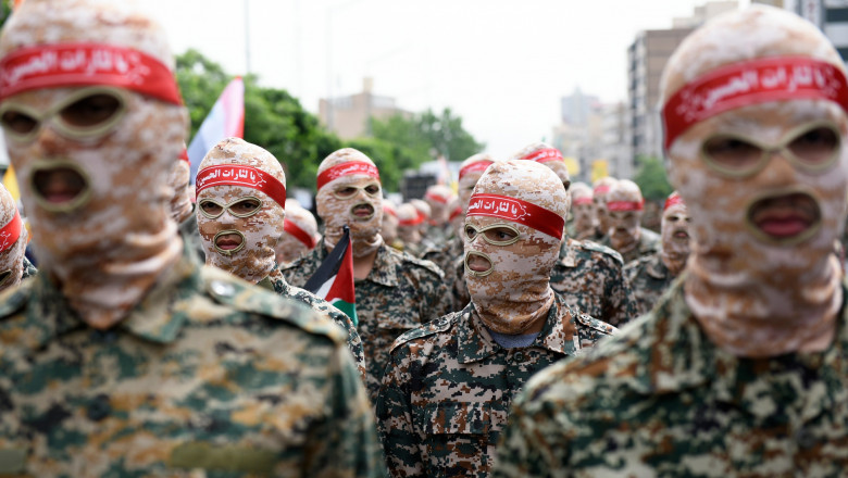 Un colonel iranian al Gardienilor Revolutiei, asasinat intr-un atentat cu bomba in Siria. Iran da vina pe Israel Imagine