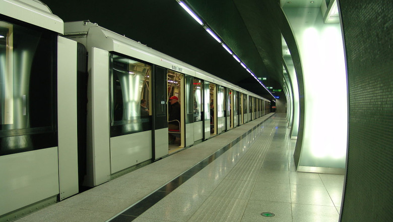Un consortiu romanesc s-a inscris pentru modernizarea garniturilor de metrou din Budapesta Imagine