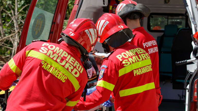 Un copil de 5 ani a murit dupa ce a cazut intr-o fosa septica a caminului cultural Imagine