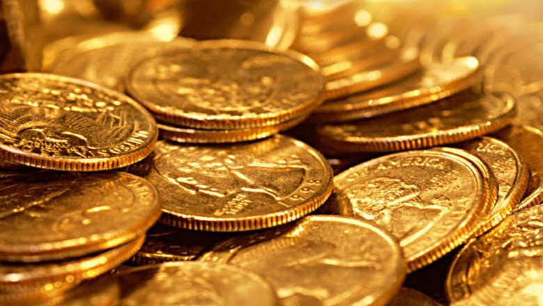 Un cuplu a obtinut o avere dupa ce a vandut monedele de aur gasite accidental sub podeaua bucatariei Imagine