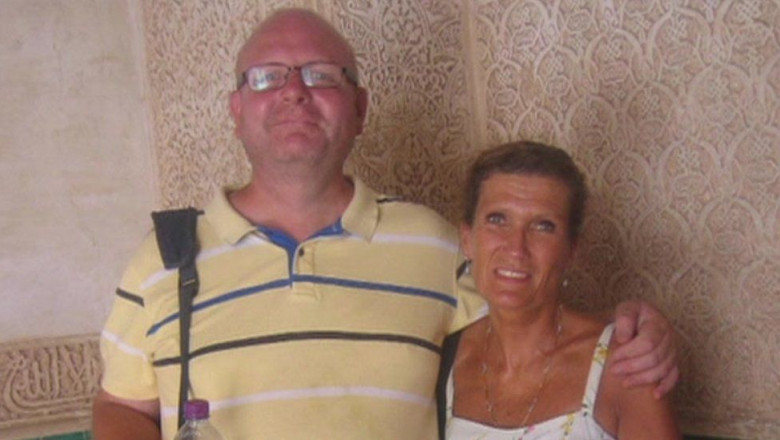 Un cuplu a zburat 15 ore si la aterizare s-a trezit tot acasa Imagine