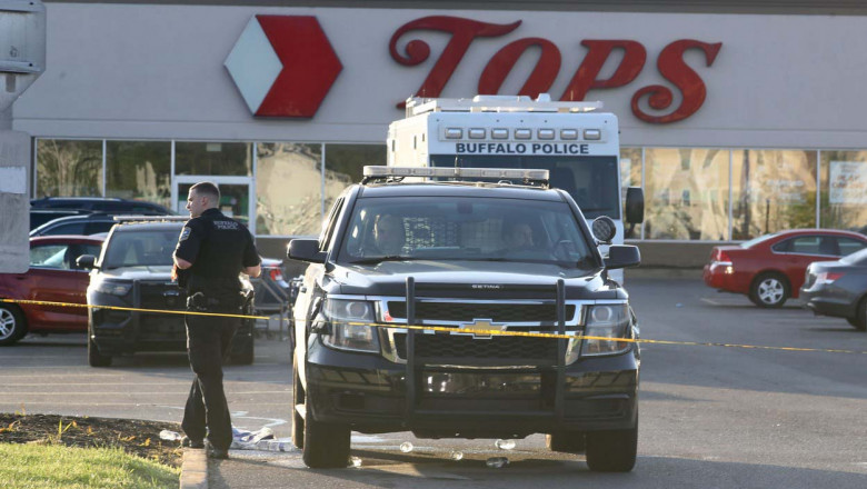 Un dispecer de la serviciul american de urgenta 911 a inchis apelul unei femei care raporta impuscaturi pentru ca vorbea in soapta Imagine