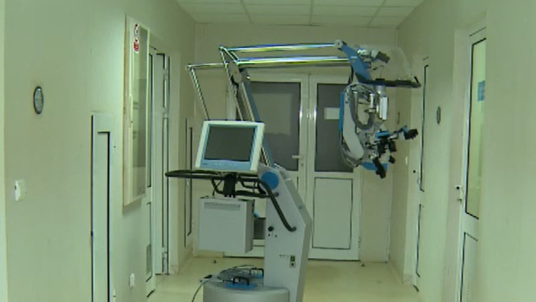 Un dispozitiv unic in Romania este folosit doar ca simplu microscop din motive...birocratice Imagine