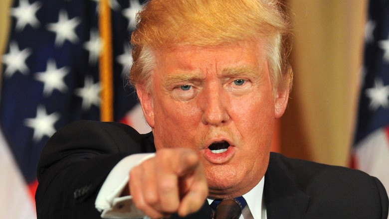 Un drum care duce la resedinta lui Trump din Florida a fost redenumit dupa presedintele american Imagine