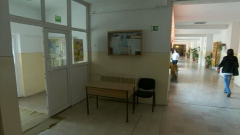 Un elev de 12 ani din Timisoara a fost batut pe holurile scolii Imagine