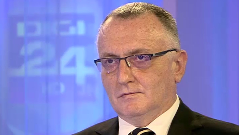 Un elev din Bihor notat cu 2,80 la Evaluarea Nationala a luat 8,70 dupa contestatie. Reactia ministrului Educatiei Imagine