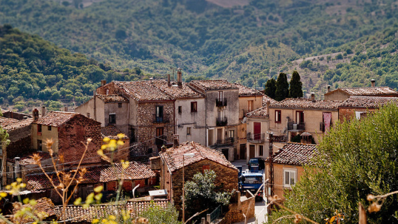 Un euro pentru o casa in Sicilia, intr-un sat considerat unul dintre cele mai frumoase din Italia Imagine