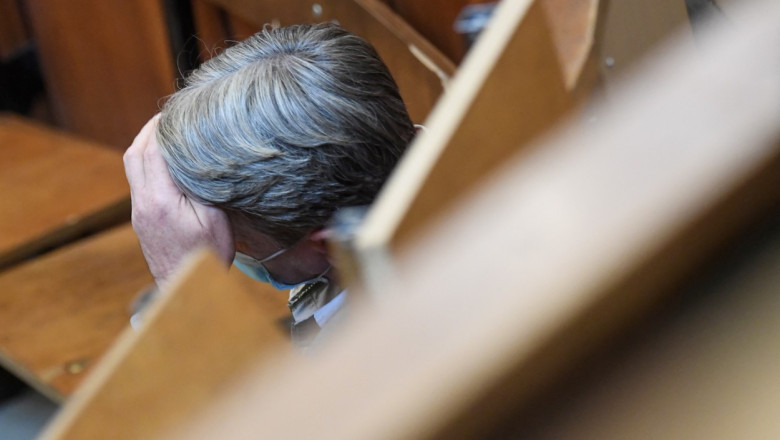 Un fost europarlamentar ungar, poreclit de presa „KGBela”, a fost condamnat la inchisoare pentru spionaj in favoarea Rusiei Imagine