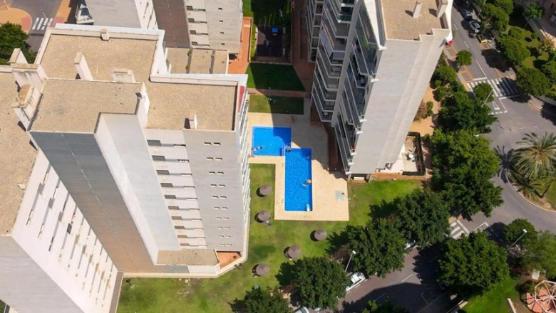 Un fost ofiter ucrainean a fost gasit mort in acelasi complex din Spania in care a fost impuscat un pilot rus dezertor, in 2024 Imagine