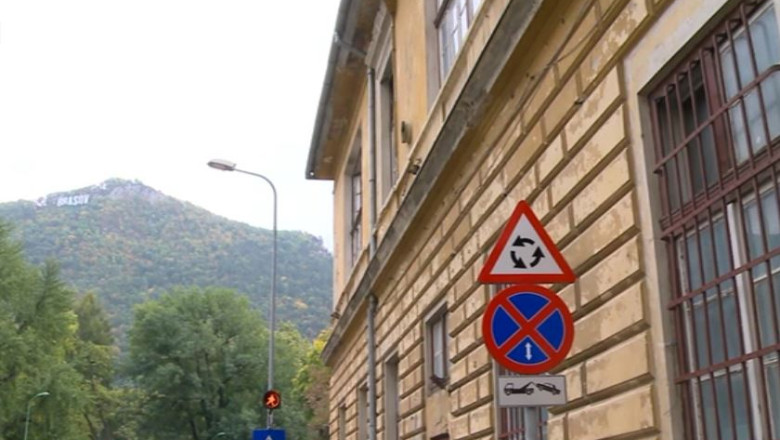 Un fost spital din Brasov, aproape de demolare. Cladirea din secolul XIX va fi inlocuita cu un hotel Imagine