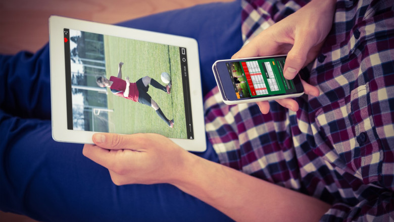 Un fotbalist englez a fost suspendat trei ani si jumatate pentru ca a pariat de peste 6.000 de ori Imagine