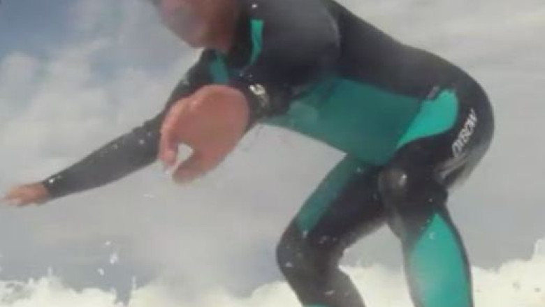 Un francez orb, surfer neinfricat Imagine