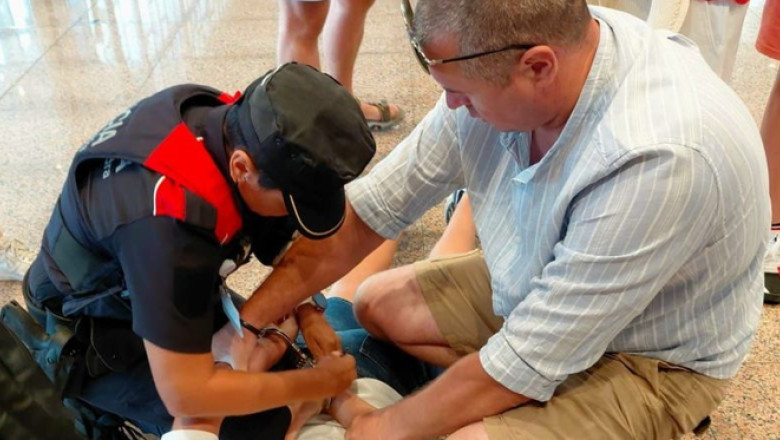 Un jandarm roman aflat in concediu a ajutat la prinderea unor fugari in Aeroportul El Prat din Barcelona Imagine