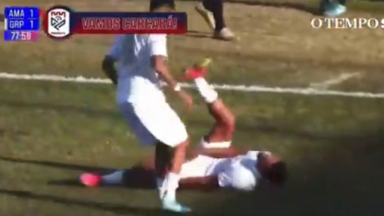 Un jucator brazilian s-a accidentat imitand celebrarea unui gol dupa modelul Cristiano Ronaldo Imagine