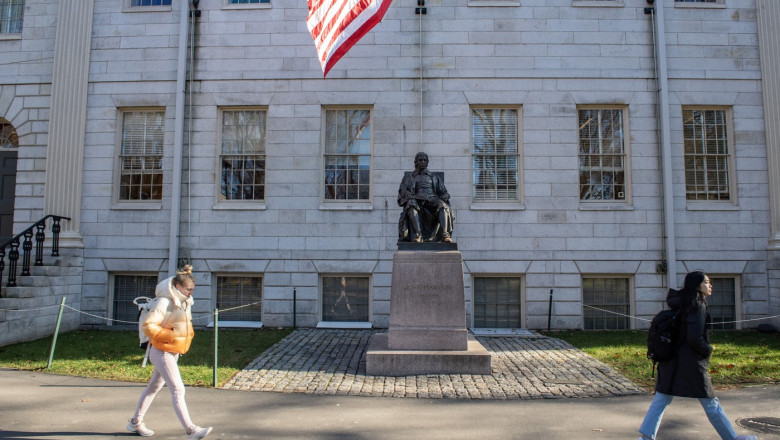 Un judecator american blocheaza planul lui Trump de a interzice universitatii Harvard sa mai primeasca studenti straini Imagine