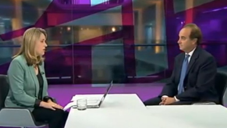 Un ministru britanic a demisionat dupa ce a trimis poze nud unei jurnaliste Imagine