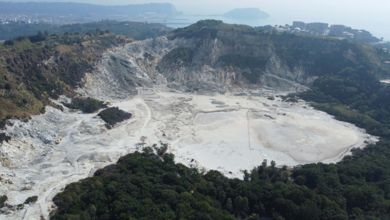 „Un moment critic”: Cel mai mare supervulcan din Europa trece printr-o tranzitie ce ar putea produce o eruptie majora
