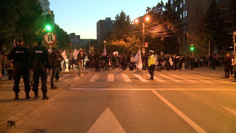 Un nou protest ”Rosia Montana” la Timisoara, cu intersectii blocate in oras Imagine