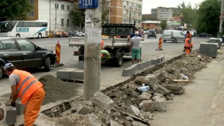 Un nou santier in Capitala, o noua strada cu borduri schimbate Imagine