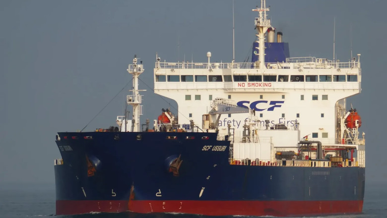 Un petrolier rus care urma sa ajunga in Cuba si-a schimbat cursul dupa mai multe saptamani petrecute pe mare