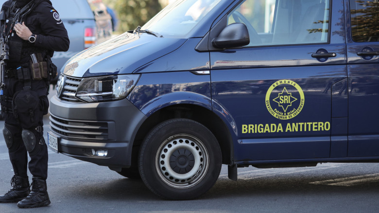 Un plic suspect a fost gasit la Ambasada Rusiei. SRI: Plicul nu contine material pirotehnic Imagine