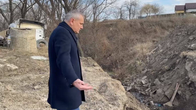Un pod de beton din Suceava, pe care circulau masini, a fost furat cu totul intr-o singura noapte. ”Daca se fura o oaie era o problema” Imagine