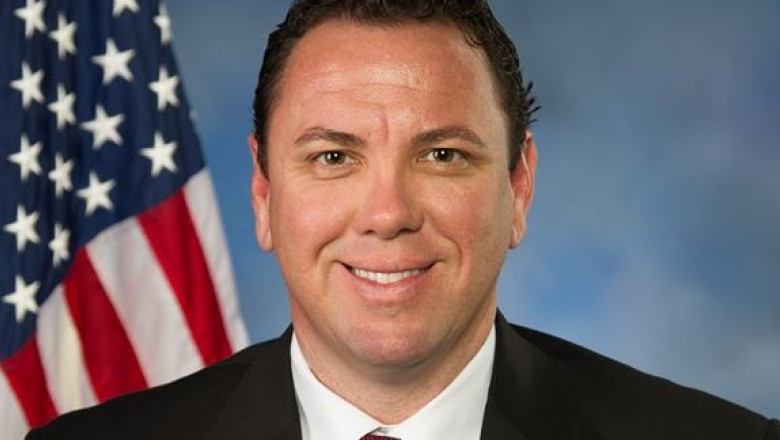Un politician infidel isi cere scuze. Congresmanul american Vance McAllister a fost filmat sarutand o asistenta Imagine