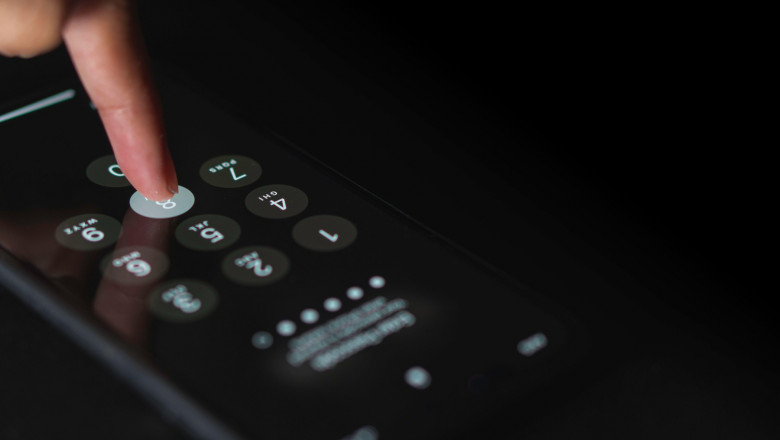 Un preot italian apropiat de Suveranul Pontif a fost informat ca a fost tinta unui instrument de supraveghere utilizat de un guvern Imagine