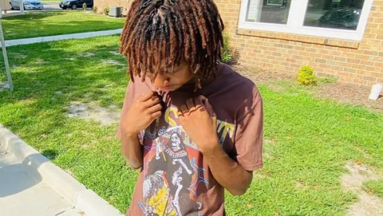 Un rapper s-a sinucis din greseala in timp ce filma un videoclip si si-a indreptat pistolul spre cap Imagine