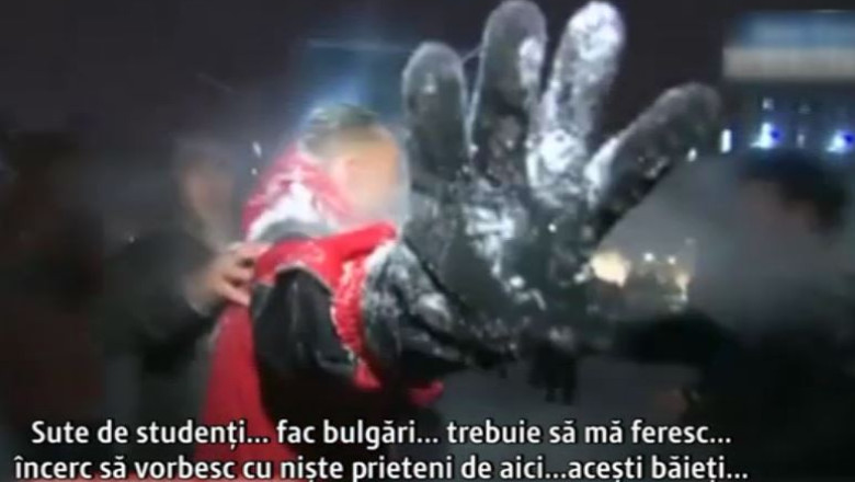 Un reporter CNN, batut cu bulgari de zapada in direct Imagine