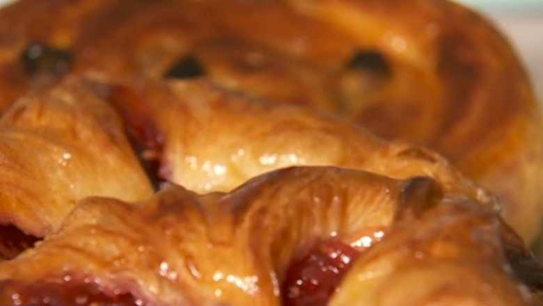 Un roman consuma zilnic peste jumatate de kilogram de produse de patiserie si panificatie Imagine