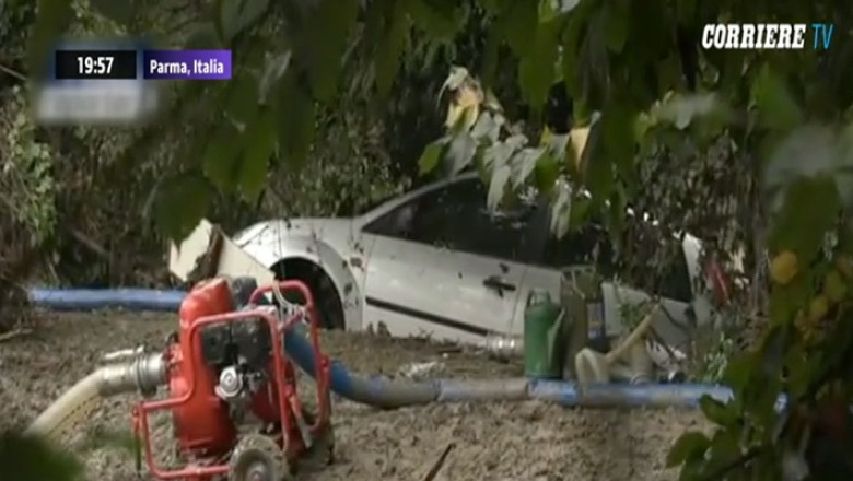 Un roman in pericol de moarte in Italia Imagine