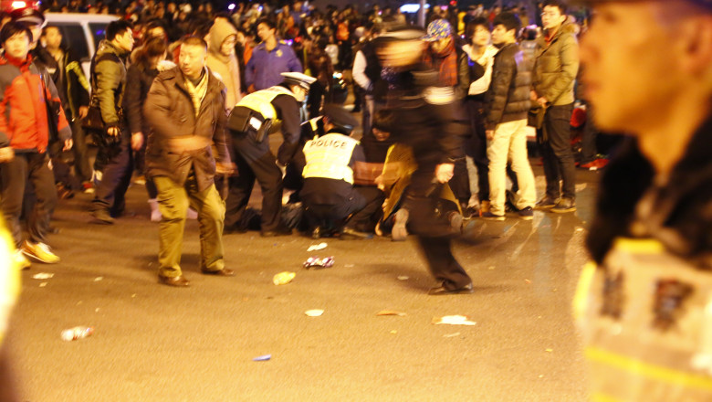 Un roman, martor la tragedia de la Shanghai din noaptea de Revelion, pentru Digi24: "Au inceput teorii ca din cauza unor vouchere, tactica de marketing a inceput dupa incident" Imagine